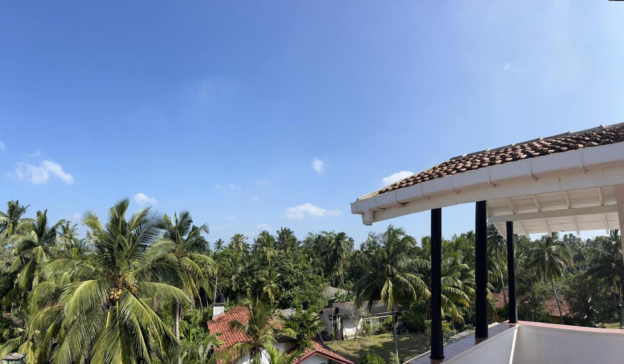 Beach Club Apartments Induruwa Eksteriør bilde
